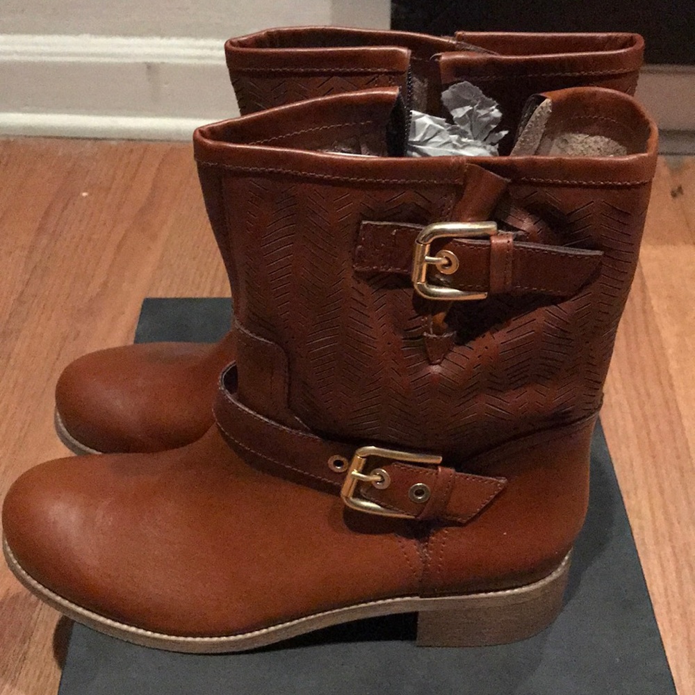 New Barney’s NewYork Tronchetto Cognac Sz 41 Boots